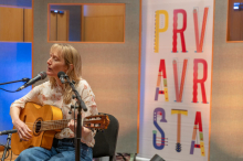 Nika Solce v Prvi vrsti: Uglasbena poezija Srečka Kosovela