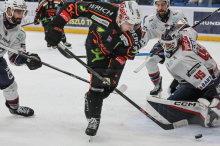 Eishockey: Vor dem Finale hat Paul Huber bei den 99ers für drei Jahre verlängert