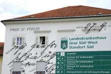 Feuer am LKH Graz II Süd: Patientin legte Brand in ihrem Zimmer 