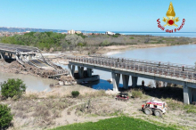 Komplexe Lage: Riesiger Erdrutsch teilt Italien faktisch in zwei Teile 