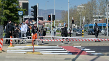 VIDEO Na važnom križanju u Zagrebu pukla cijev, nastao prometni kaos. Radovi još traju