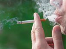 Experts pinpoint how smoking can increase dementia risk: 'The lungs are directly connected to brain health'