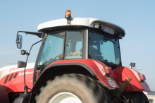 Oststeirer (65) starb bei Absturz mit Traktor, Tochter fand ihn im Wald
