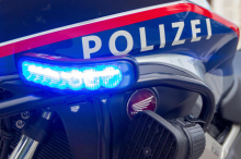 Schein weg: Raser fuhr im Ortsgebiet doppelt so schnell wie erlaubt