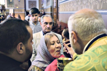 Da li žene smeju na pričešće tokom ciklusa? Evo šta je Patrijarh Pavle rekao o tome: Jednu stvar nikako ne bi smele da rade, osim u jednom slučaju!