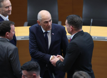 Janša: Levica se je naučila šteti. Han: Odhajamo v opozicijo.