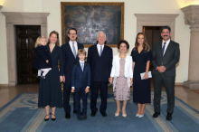 Karađorđevići čestitali Vaskrs: Kao pravi hrišćani, moramo otvoriti svoja srca i pronaći mesto u njima za svakog ko postoji na ovom svetu
