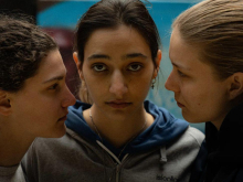 Kuklin Fantasy odpira festival feminističnega filma FeFi. V ospredju so delavke in delavci.