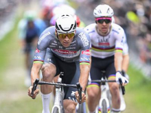 Čas je za severni pekel! V glavnih vlogah Tadej Pogačar in Mathieu van der Poel.