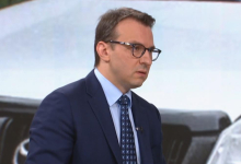 PETKOVIĆ ZA VASKRS: Iako me zabrana prištinskih vlasti sprečava da prazničnu radost delim s našim narodom na tlu naše svete zemlje, duhom i mislima sam uz njih