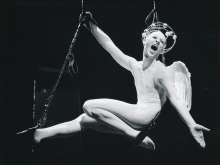 Ob desetletnici slovesa Tomaža Pandurja pogled na zamrznjene trenutke njegovih predstav