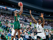Cedevita Olimpija se odlično kosa z evroligašem #vŽivo