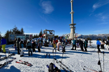58-Jährige sackte plötzlich auf Skipiste zusammen und starb