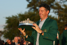 McIlroy po ubranitvi naslova v družbi Nicklausa, Falda in Woodsa