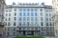 Postsparkassen-Gebäude : 253 Millionen Euro Schulden: Signa-Gesellschaft beantragte Konkurs