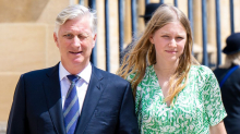 König Philippe und Prinzessin Eléonore: Zum 18. Geburtstag: Belgisches Königshaus stellt altes Foto nach