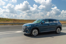 VOZAČE DANAS OČEKUJU VELIKE GUŽVE I JAK VETAR! AMSS upozorava: Jaki bočni udari vetra rizik za lakša vozila, ali i za teretna vozila, autobuse i prikolice