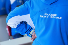 Policijski sindikat Slovenije stavke do nadaljnjega ne bo zaostroval