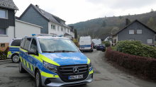Durchsuchungen: Mann bei SEK-Einsatz lebensgefährlich verletzt