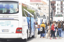 Počele ekskurzije, agencija digla uzbunu: Stroga pravila za prevoz dece - autobus ne sme da krene ako svi đaci nemaju ovo!