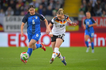 Oslabljene Slovenke nocoj gostujejo pri favorizirani Norveški