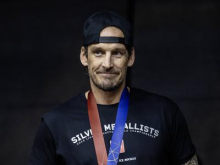 Švicarski selektor priznal, da je na OI potoval s ponarejenim potrdilom o cepljenju proti covid-19