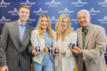 Larissa Marolt modelt nun für Uhrenmarke Jacques Lemans 