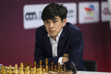 Schach-Jungstar Javohir Sindarov gewinnt das Kandidatenturnier 