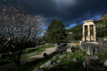 Ob ekstremnih vremenskih pojavih Grčija pripravlja načrt za zaščito znamenitosti