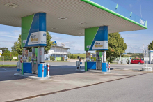 Just die OMV reduziert Spritpreisbremse: Blamabel für die Regierung? 