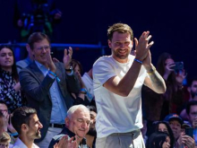 Dončić in Đoković skupaj na tekmi v Madridu