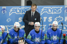 Risi v ponedeljek začenjajo priprave na SP