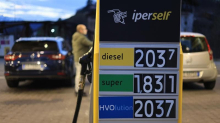 Benzina e diesel, la lenta discesa dei prezzi. E dopo il Primo Maggio si rischia un’altra stangata
