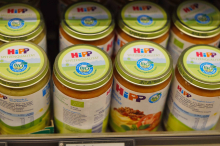 Manipulation bei Babynahrung? Polizei ermittelt: Alle HiPP-Gläser bei Spar werden zurückgerufen