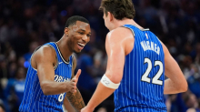 Basketball: Überragende erste Hälfte: Magic stürmen in die NBA-Playoffs