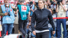 Fußball-Bundesliga: Eta verliert historisches Debüt – Wolfsburg schöpft Hoffnung