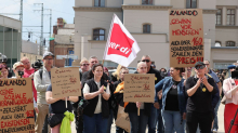 Arbeitsplätze: Wut-Bühne für Gewerkschafter und Politik bei Zalando-Protest