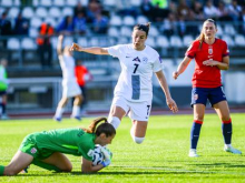 Slovenske nogometašice v izdihljajih ob točko proti Norvežankam