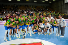 Celjani v Tivoliju proslavljajo osvojitev 23. pokalne lovorike