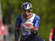 Evenepoel v ciljnem šprintu ugnal Skjelmoseja, Gal Glivar najboljši Slovenec