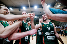 Cedevita Olimpija presegla stotico in prekinila slab niz, v končnici proti Crveni zvezdi