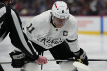 Zadnje Kopitarjevo dejanje v karieri: Colorado – Los Angeles 0:0 (po 1/3)