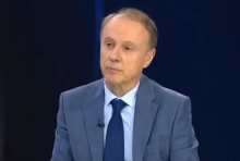 POLITIČAR ĐOKIĆ POTRČAO U BRISEL DA LOBIRA PROTIV SRBIJE! Jedini cilj im je da Srbija propadne i da građanima bude gore, to propagiraju već godinu i po! 