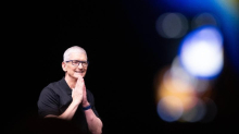 Tim Cook, finisce il regno dell’erede di Steve Jobs: così in 15 anni ha trasformato Apple