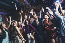 Poskupele proslave: Najskuplje matursko veče od prošle godine sad je najjeftinija opcija - cene i do 13.000 dinara, a tek ukupan trošak...