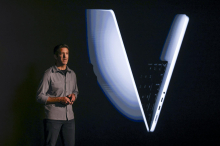 Tim Cook zapušča Apple, za naslednika imenoval Johna Ternusa