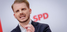 Auftritt von Friedrich Merz beim Bankenverband: SPD-Generalsekretär Tim Klüssendorf weist Blockadevorwurf des Kanzlers scharf zurück