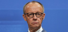 Friedrich Merz kündigt harte Einschnitte bei Renten an, Nina Warken bei der Pflege