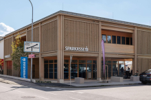 Komplett neue Bankfiliale für drei Millionen Euro eröffnet