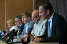 Delodajalci zahtevajo, da se spremembe zakona o prispevkih za socialno varnost obravnavajo na ESS-ju